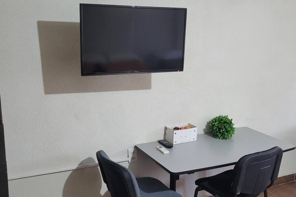 Апартаменты Loft Centrico 3 Camas Matrimoniales,Aire Acondicionado, Parking Сьюдад-Вальес Экстерьер фото